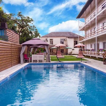 Abkhazia Tali Hotel Soechoemi Buitenkant foto