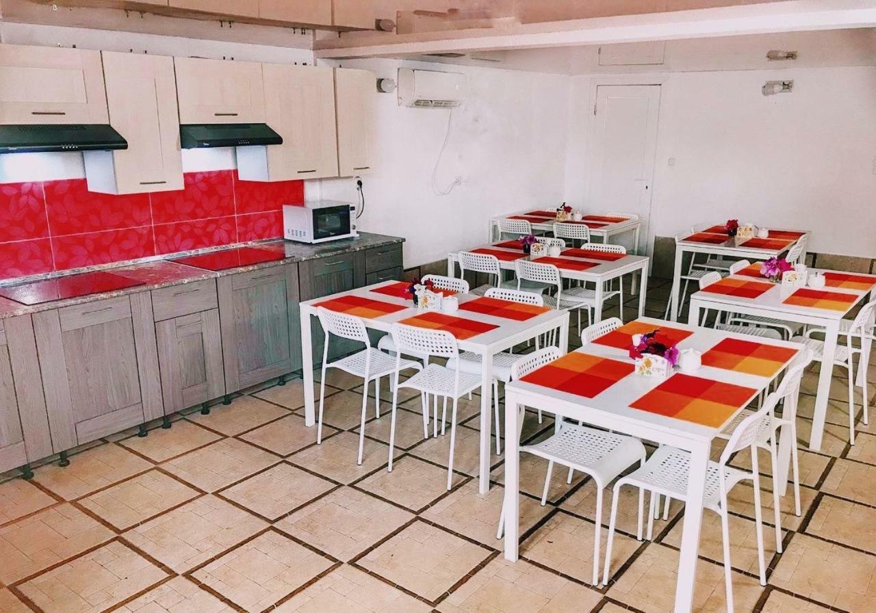 Abkhazia Tali Hotel Soechoemi Buitenkant foto